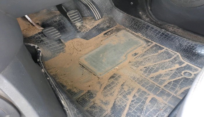 2013 Renault Duster 110 PS RXL DIESEL, Diesel, Manual, 1,40,145 km, interior