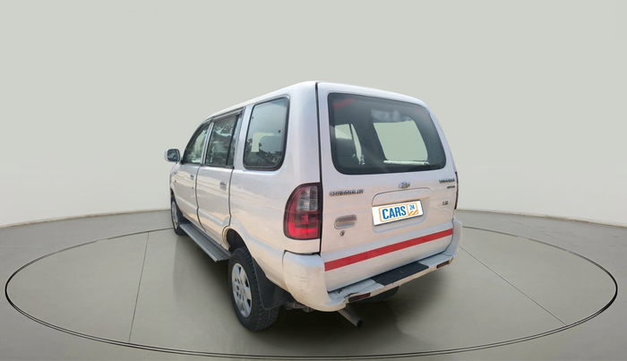 2017 Chevrolet Tavera NEO 3 LS 10 STR BS III, Diesel, Manual, 83,651 km, exterior