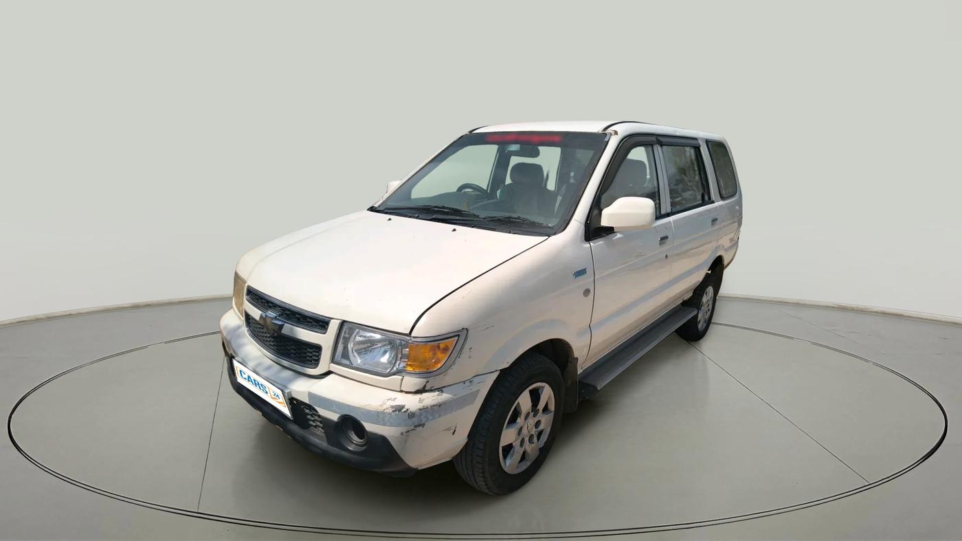 2017 Chevrolet Tavera NEO 3 LS 10 STR BS III, Diesel, Manual, 83,651 km, exterior