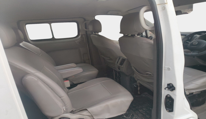 2014 Ashok Leyland Stile LS 7 SEATER, Diesel, Manual, 1,67,435 km, interior