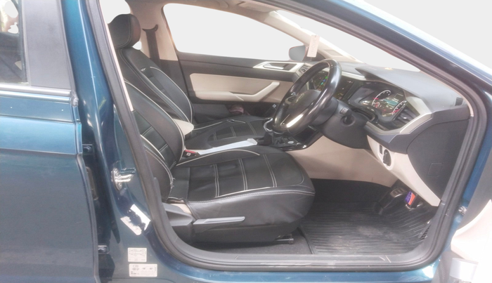 2023 Volkswagen VIRTUS HIGHLINE TSI 1.0 MT, Petrol, Manual, 71,978 km, interior