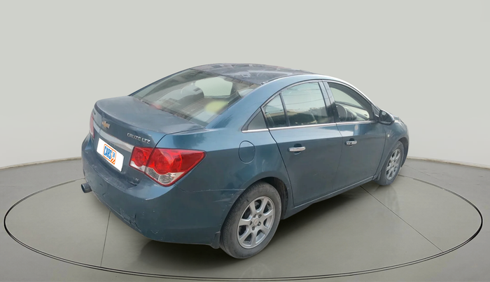 2011 Chevrolet Cruze LTZ, Diesel, Manual, 1,29,077 km, exterior