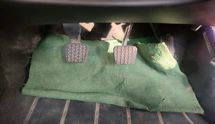 2011 Chevrolet Cruze LTZ, Diesel, Manual, 1,29,077 km, interior