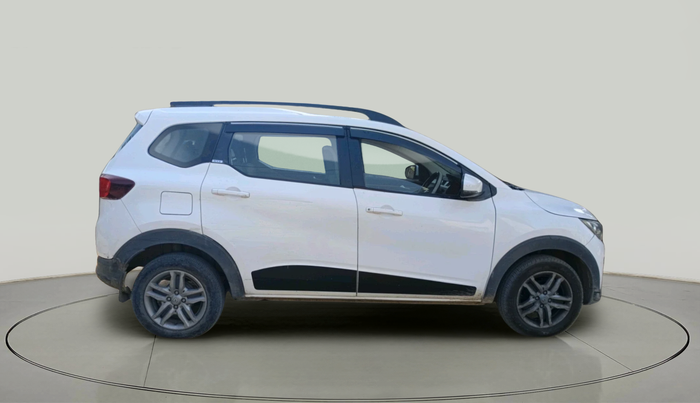 2021 Renault TRIBER RXZ AMT, Petrol, Automatic, 46,429 km, exterior