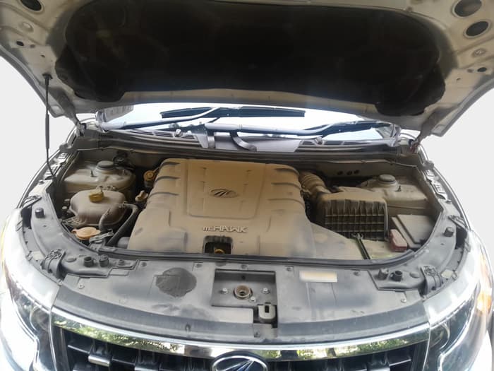 2019 Mahindra XUV500 W7, Diesel, Manual, 39,503 km, exterior