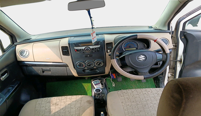 2017 Maruti Wagon R 1.0 VXI, Petrol, Manual, 74,668 km, interior