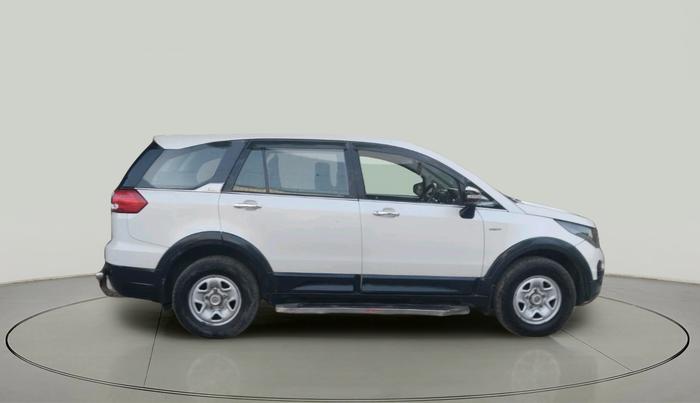 2017 Tata Hexa XE 4X2 7 STR, Diesel, Manual, 1,52,663 km, exterior