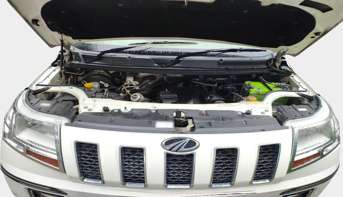 2016 Mahindra TUV300 T8, Diesel, Manual, 79,698 km, exterior