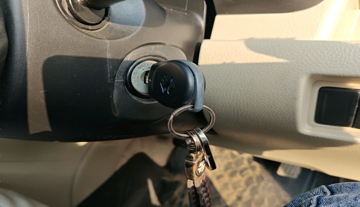 2015 Maruti Swift Dzire VXI, Petrol, Manual, 99,593 km, interior