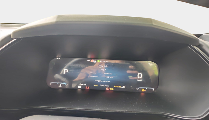 2024 Tata Harrier FEARLESS PLUS DARK EDITION AT, Diesel, Automatic, 38,576 km, interior