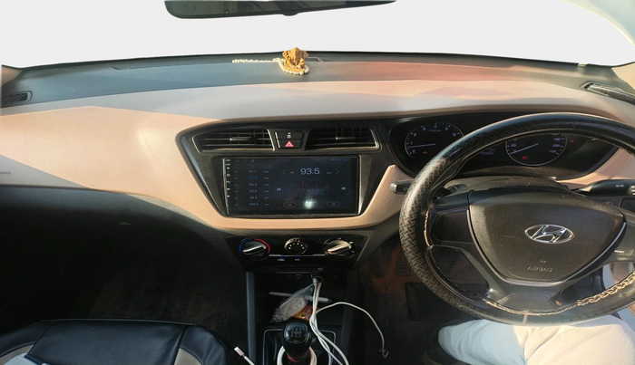 2017 Hyundai Elite i20 MAGNA EXECUTIVE 1.2, Petrol, Manual, 1,40,254 km, interior