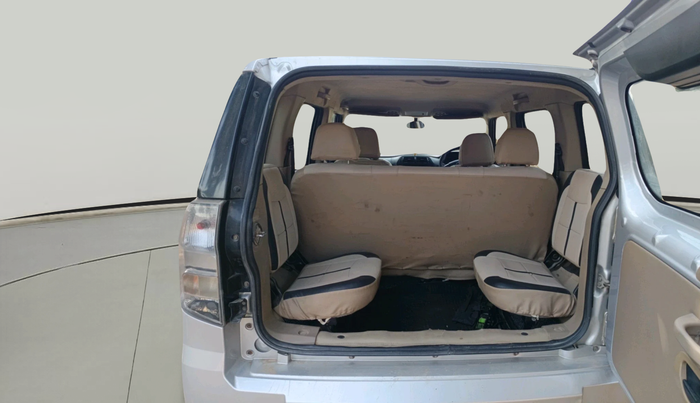 2019 Mahindra TUV300 T4 PLUS, Diesel, Manual, 55,040 km, exterior