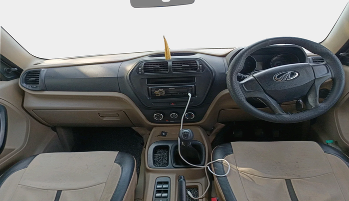 2019 Mahindra TUV300 T4 PLUS, Diesel, Manual, 55,040 km, interior