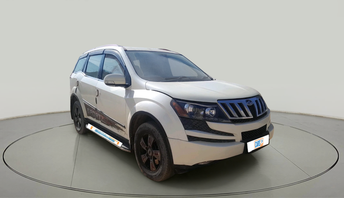 2014 Mahindra XUV500 W8, Diesel, Manual, 86,813 km, exterior