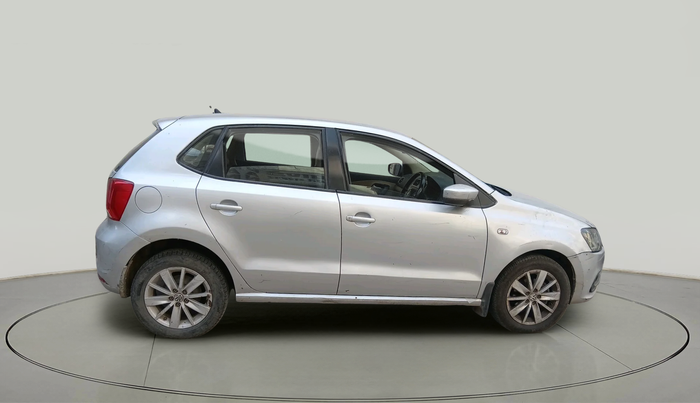 2015 Volkswagen Polo HIGHLINE1.2L, Petrol, Manual, 1,04,254 km, exterior