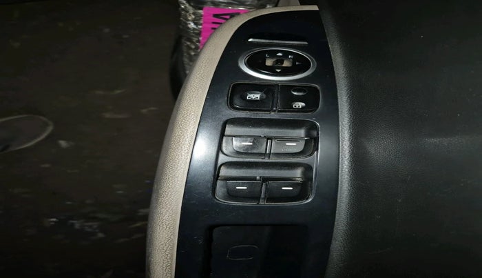 2015 Hyundai Grand i10 SPORTZ 1.2 KAPPA VTVT, Petrol, Manual, 78,537 km, interior