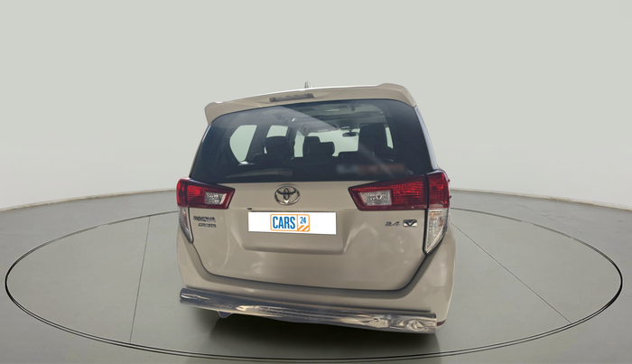 2017 Toyota Innova Crysta 2.4 VX 8 STR, Diesel, Manual, 1,41,454 km, exterior