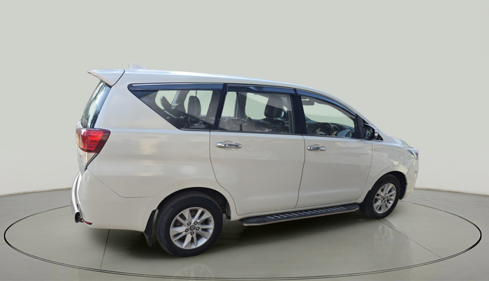 2017 Toyota Innova Crysta 2.4 VX 8 STR, Diesel, Manual, 1,41,454 km, exterior