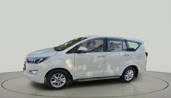 2017 Toyota Innova Crysta 2.4 VX 8 STR, Diesel, Manual, 1,41,454 km, exterior