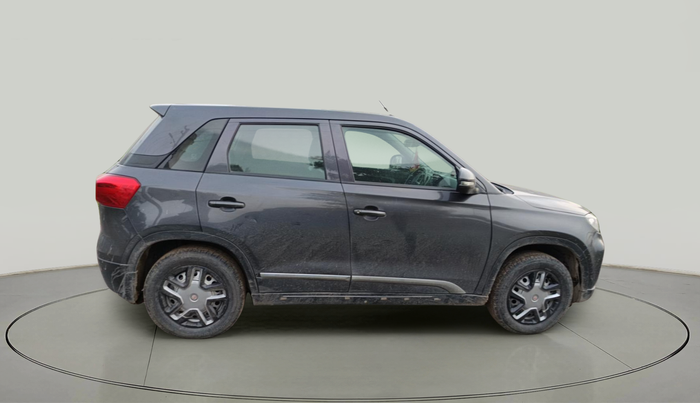 2020 Maruti Vitara Brezza LXI, Petrol, Manual, 1,11,482 km, exterior