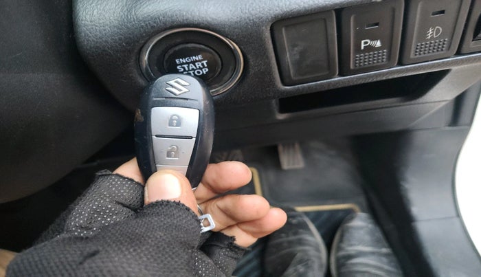 2015 Maruti S Cross ALPHA 1.3, Diesel, Manual, 1,79,940 km, interior