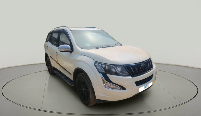 2016 Mahindra XUV500 W10, Diesel, Manual, 97,428 km, exterior