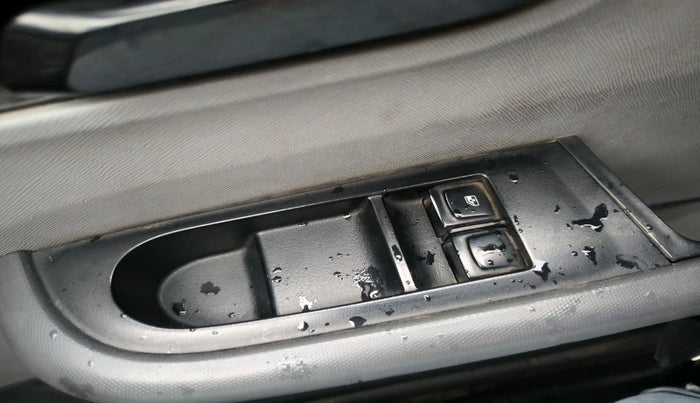 2021 Tata ALTROZ XE PETROL, Petrol, Manual, 1,91,920 km, interior