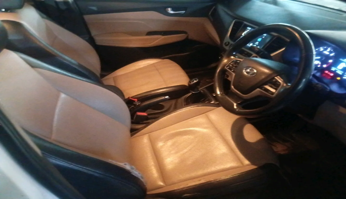 2017 Hyundai Verna 1.6 SX (O) CRDI MT, Diesel, Manual, 97,161 km, interior