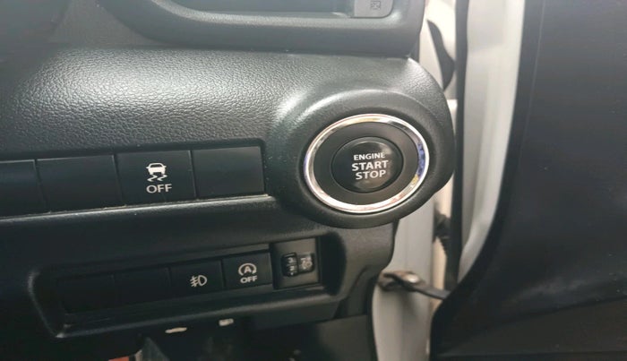 2024 Maruti Swift ZXi, Petrol, Manual, 45,251 km, interior