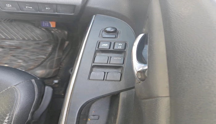 2017 Maruti S Cross ALPHA 1.3, Diesel, Manual, 96,858 km, interior