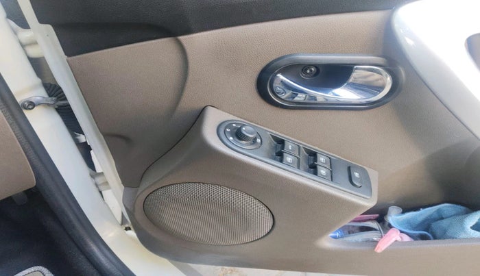 2017 Renault Duster 110 PS RXZ DIESEL, Diesel, Manual, 1,01,087 km, interior