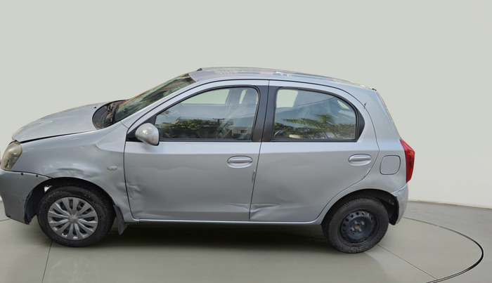 2011 Toyota Etios Liva G, Petrol, Manual, 60,373 km, exterior