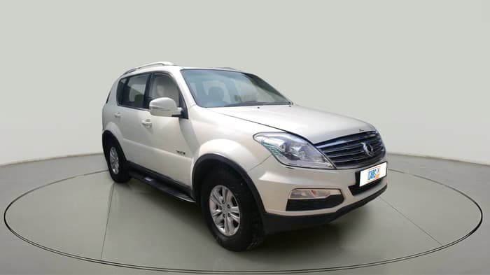 2015 Ssangyong Rexton RX7, Diesel, Automatic, 1,60,640 km, exterior