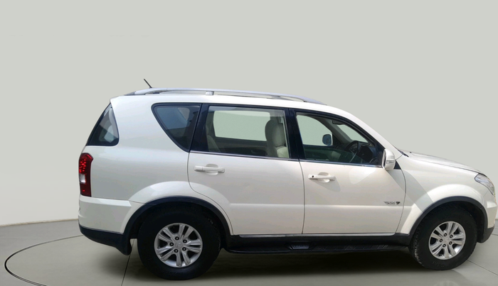 2015 Ssangyong Rexton RX7, Diesel, Automatic, 1,60,226 km, exterior