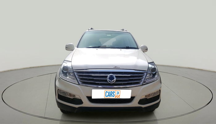 2015 Ssangyong Rexton RX7, Diesel, Automatic, 1,60,226 km, exterior