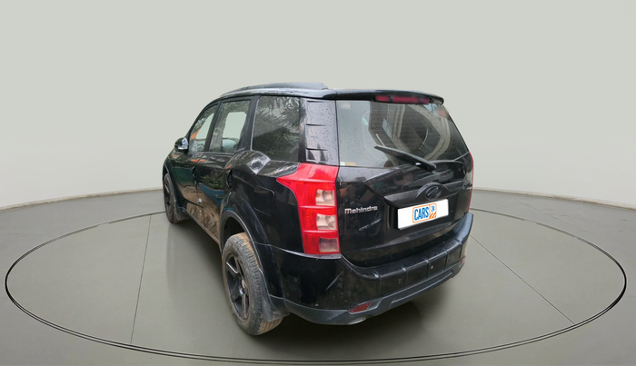 2017 Mahindra XUV500 W6, Diesel, Manual, 94,093 km, exterior