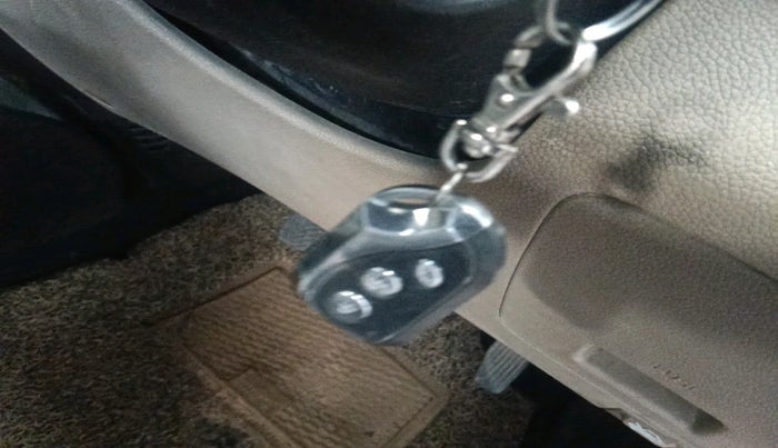 2013 Hyundai Eon ERA + LPG, Petrol, Manual, 1,94,985 km, interior