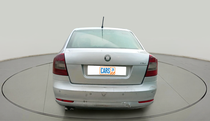 2012 Skoda Laura AMBIENTE 2.0 TDI CR MT, Diesel, Manual, 3,64,998 km, exterior