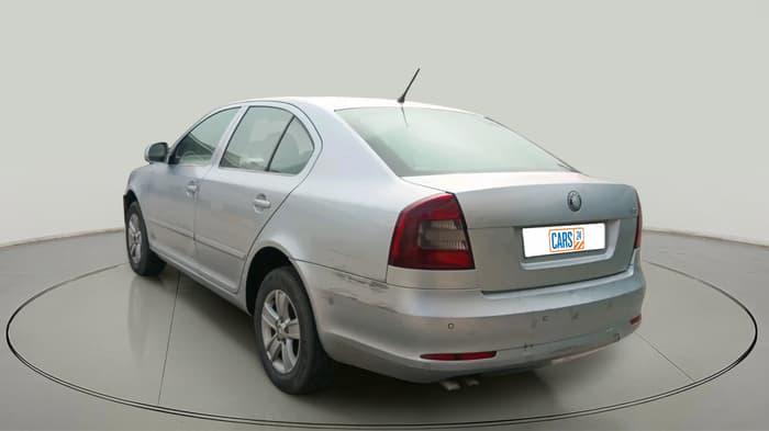 2012 Skoda Laura AMBIENTE 2.0 TDI CR MT, Diesel, Manual, 3,64,998 km, exterior