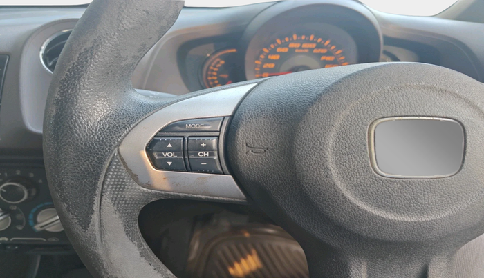 2013 Honda Amaze 1.2L I-VTEC S, Petrol, Manual, 1,03,272 km, interior