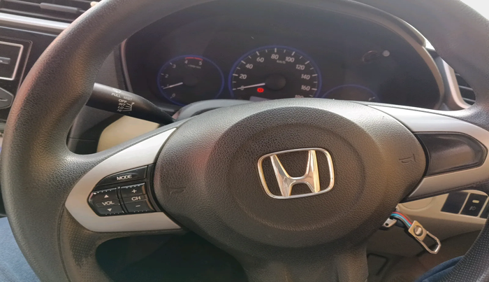 2016 Honda Amaze 1.5L I-DTEC S, Diesel, Manual, 1,30,263 km, interior