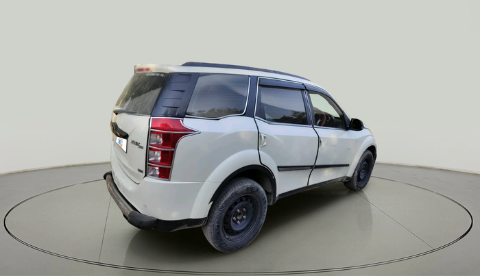 2016 Mahindra XUV500 W6 1.99, Diesel, Manual, 1,38,231 km, exterior