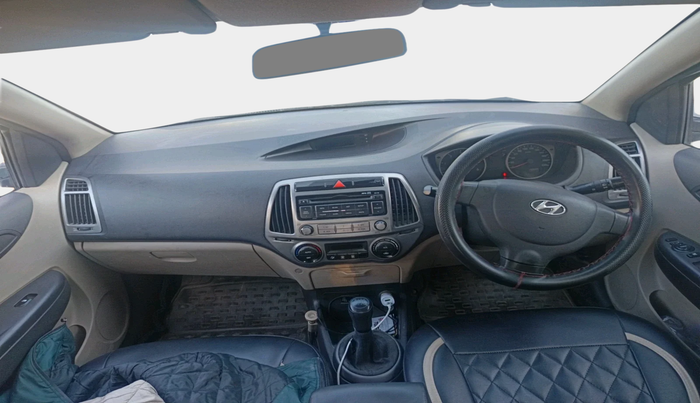 2013 Hyundai i20 MAGNA 1.4 CRDI, Diesel, Manual, 97,049 km, interior