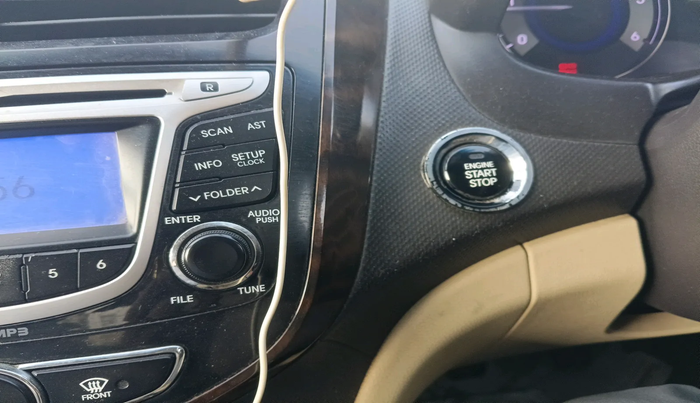 2014 Hyundai Verna FLUIDIC 1.6 CRDI SX OPT, Diesel, Manual, 1,68,293 km, interior