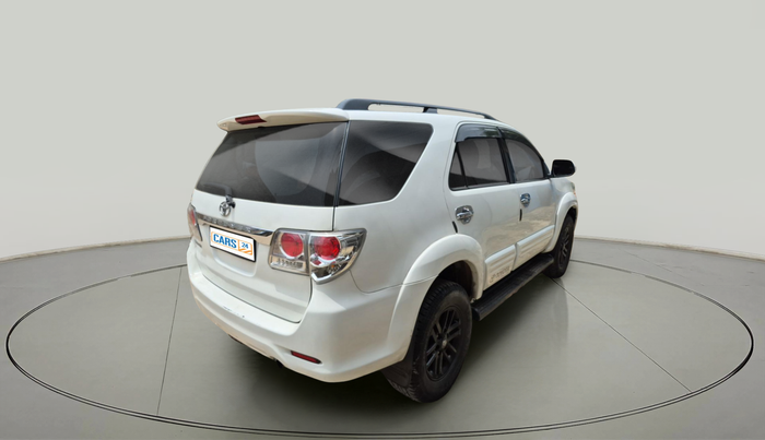 2013 Toyota Fortuner 3.0 4X2 MT, Diesel, Manual, 1,51,893 km, exterior