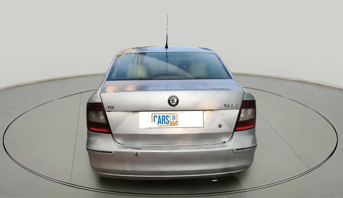 2012 Skoda Rapid AMBITION 1.6 TDI CR MT, Diesel, Manual, 2,32,423 km, exterior