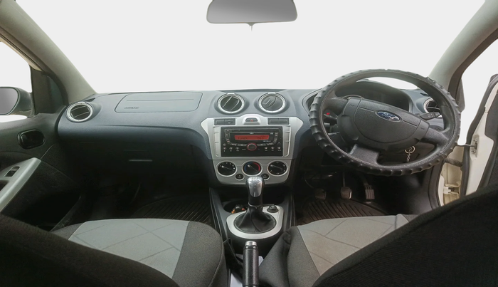 2013 Ford Figo TITANIUM 1.4 DIESEL, Diesel, Manual, 1,46,230 km, interior