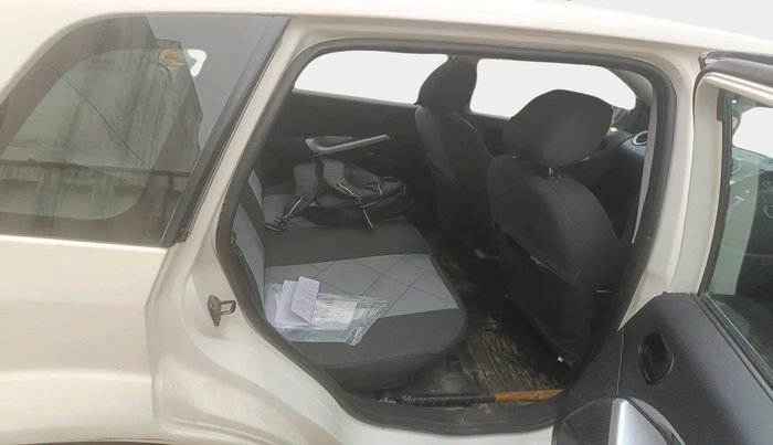 2013 Ford Figo TITANIUM 1.4 DIESEL, Diesel, Manual, 1,46,230 km, interior