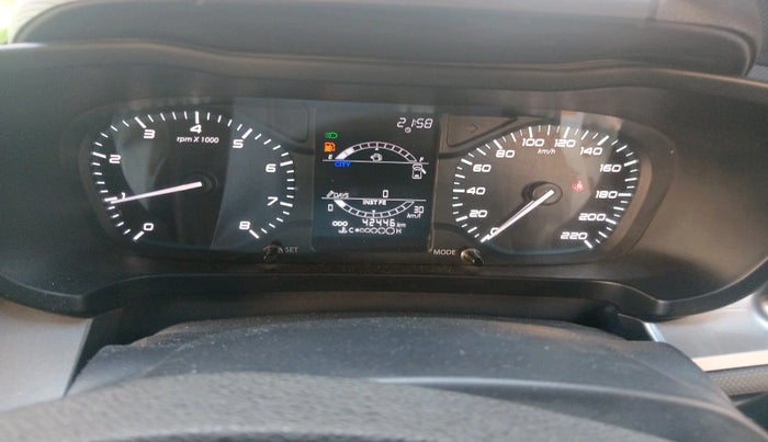 2021 Tata ALTROZ XT PETROL, Petrol, Manual, 42,446 km, interior