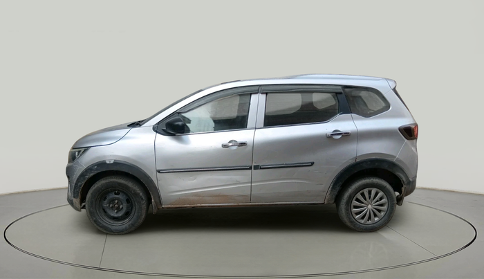 2020 Renault TRIBER RXE MT, Petrol, Manual, 41,640 km, exterior